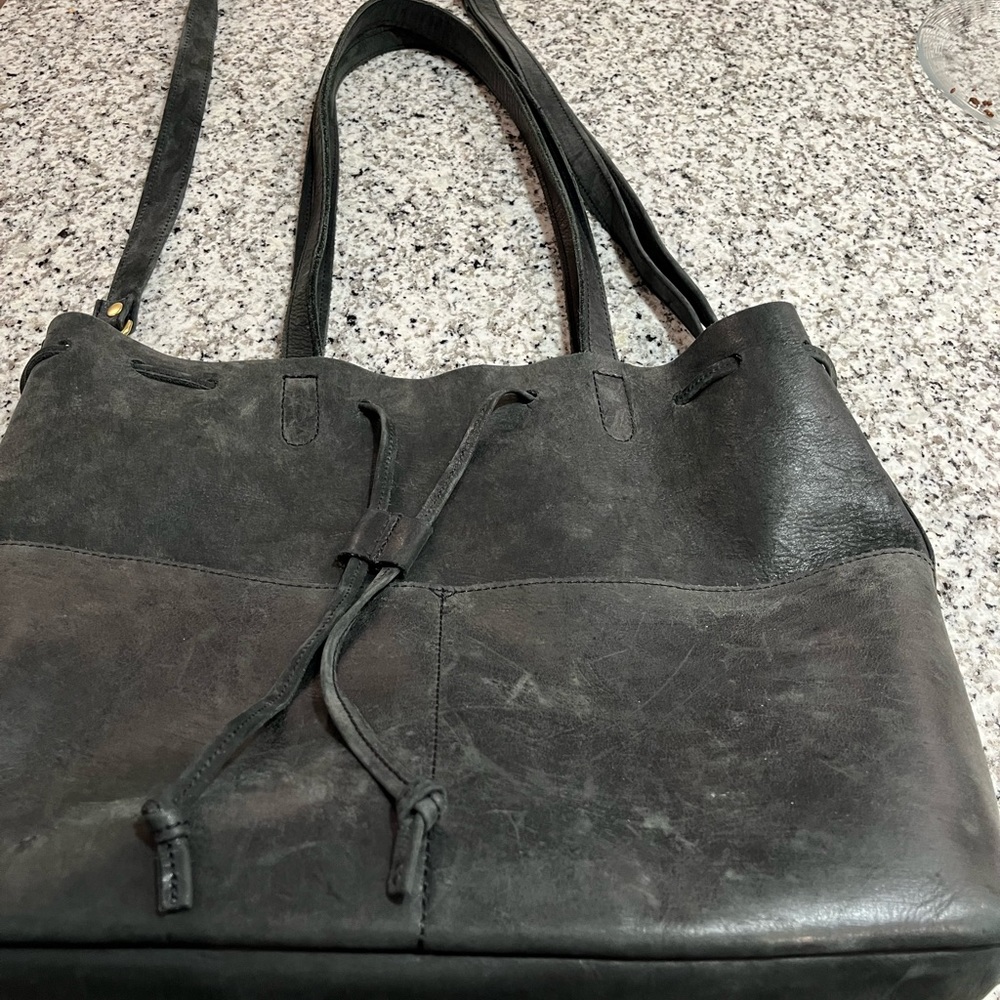 Parker Clay Emma bucket purse